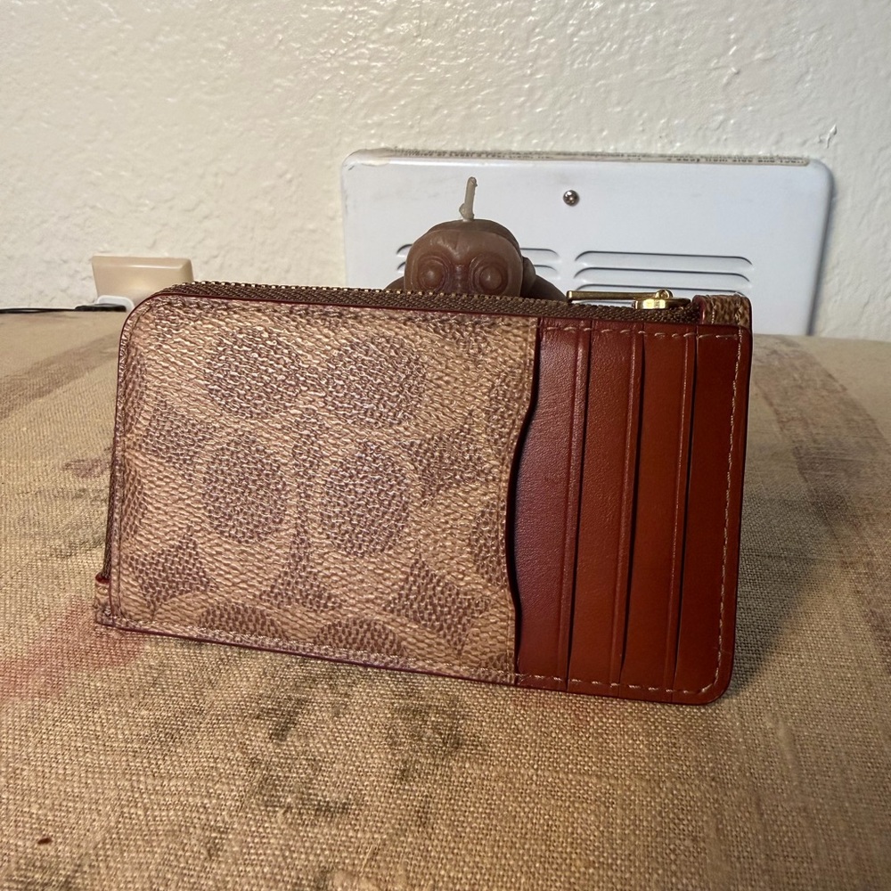 Coach Zip Card Case - Picture 2 of 3